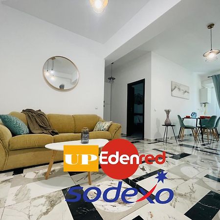 Family Apartment Near Palas Mall Iasi Buitenkant foto
