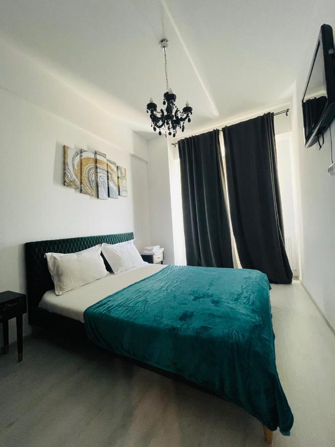 Family Apartment Near Palas Mall Iasi Buitenkant foto